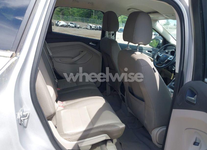 Photo 8 of 2016 Ford Escape SE (VIN 1FMCU9GX3GUC03956)