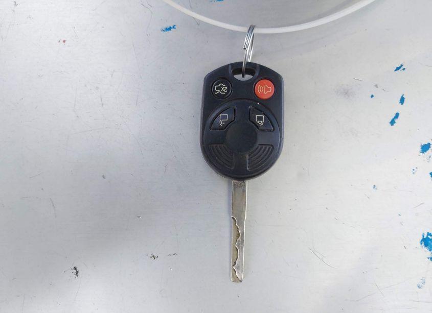 Photo 11 of 2016 Ford Escape SE (VIN 1FMCU9GX3GUC25049)