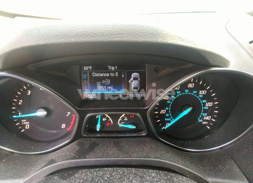 Photo 7 of 2016 Ford Escape SE (VIN 1FMCU9GX3GUC71786)