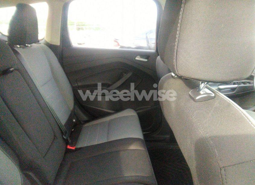 Photo 8 of 2016 Ford Escape SE (VIN 1FMCU9GX3GUC71786)