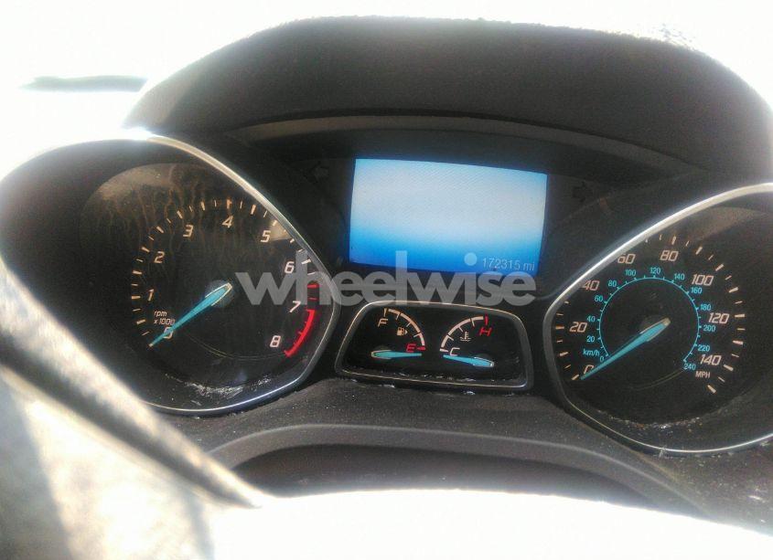 Photo 7 of 2016 Ford Escape SE (VIN 1FMCU9GX3GUC82478)