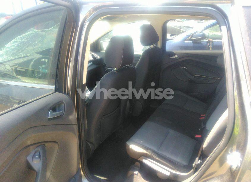 Photo 8 of 2016 Ford Escape SE (VIN 1FMCU9GX3GUC82478)