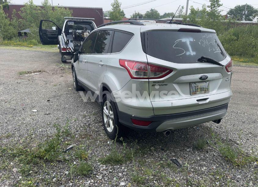 Photo 3 of 2013 Ford Escape SE (VIN 1FMCU9GX4DUA11456)