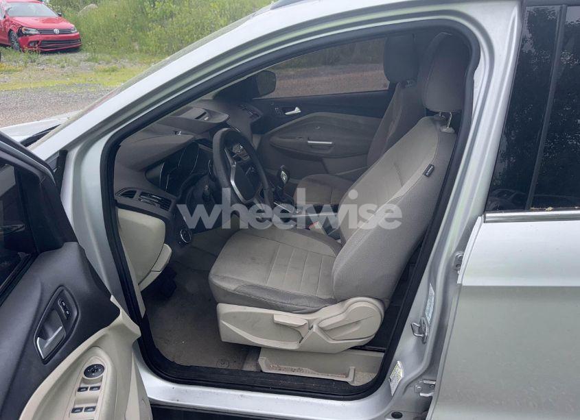 Photo 5 of 2013 Ford Escape SE (VIN 1FMCU9GX4DUA11456)