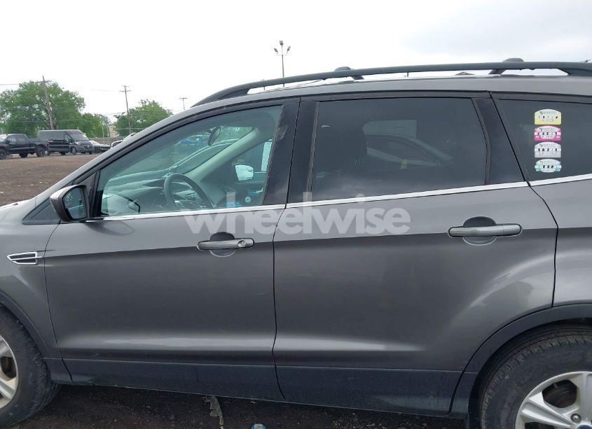 Photo 14 of 2013 Ford Escape SE (VIN 1FMCU9GX4DUB35629)