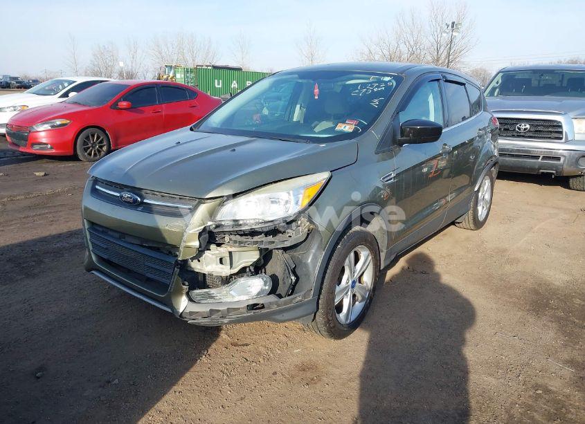 Photo 2 of 2013 Ford Escape SE (VIN 1FMCU9GX4DUC75809)