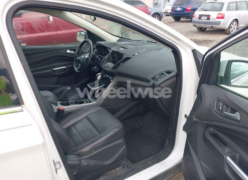 Photo 5 of 2014 Ford Escape SE (VIN 1FMCU9GX4EUB09341)