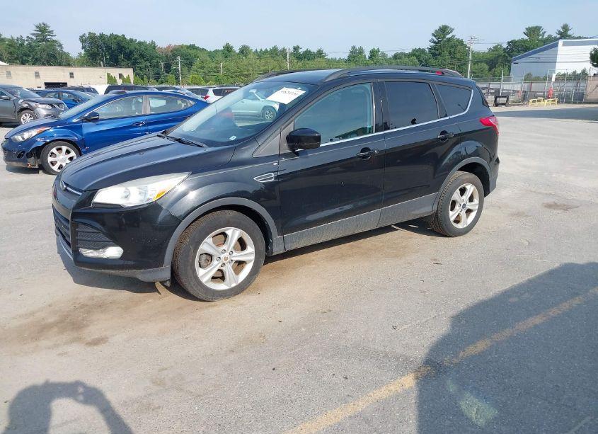 Photo 2 of 2014 Ford Escape SE (VIN 1FMCU9GX4EUB52173)