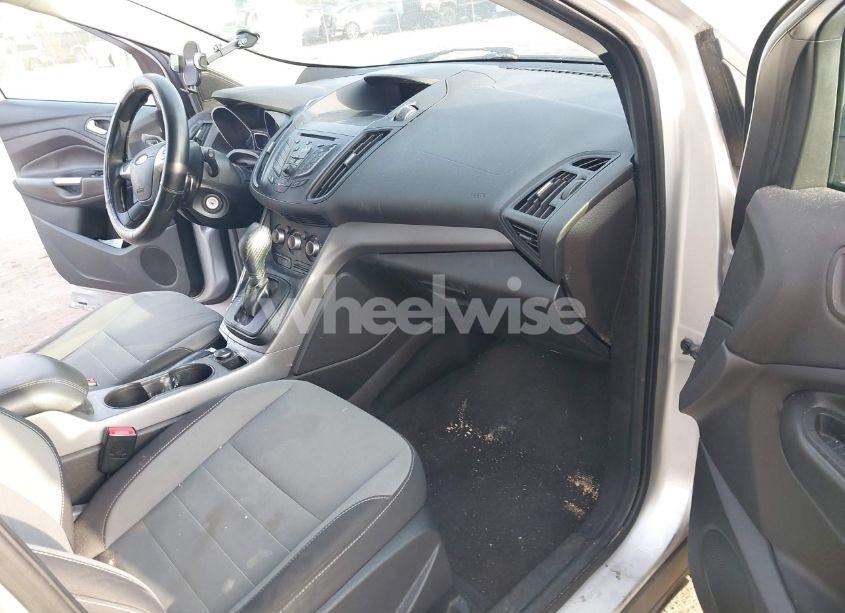 Photo 5 of 2014 Ford Escape SE (VIN 1FMCU9GX4EUC08919)