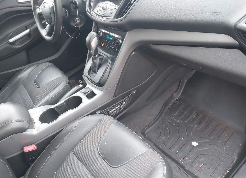 Photo 5 of 2014 Ford Escape SE (VIN 1FMCU9GX4EUD47870)