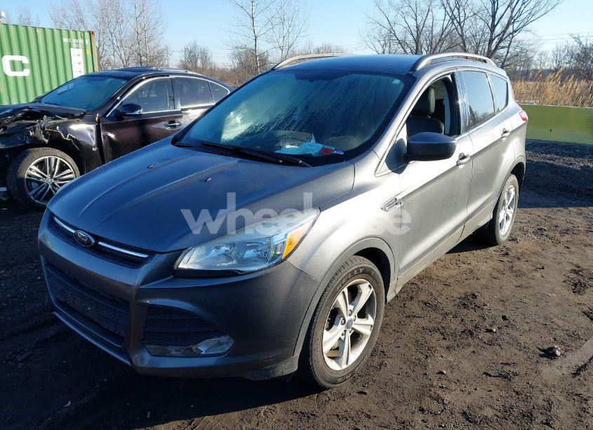 Photo 2 of 2014 Ford Escape SE (VIN 1FMCU9GX4EUE18825)