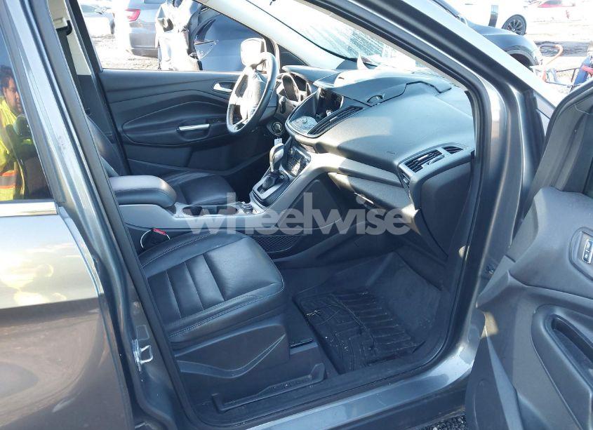 Photo 5 of 2014 Ford Escape SE (VIN 1FMCU9GX4EUE18825)