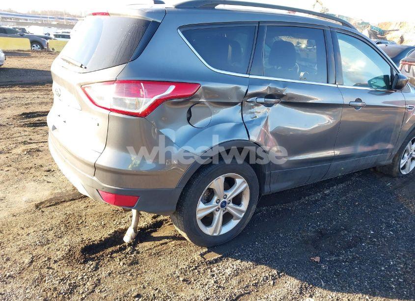 Photo 6 of 2014 Ford Escape SE (VIN 1FMCU9GX4EUE18825)