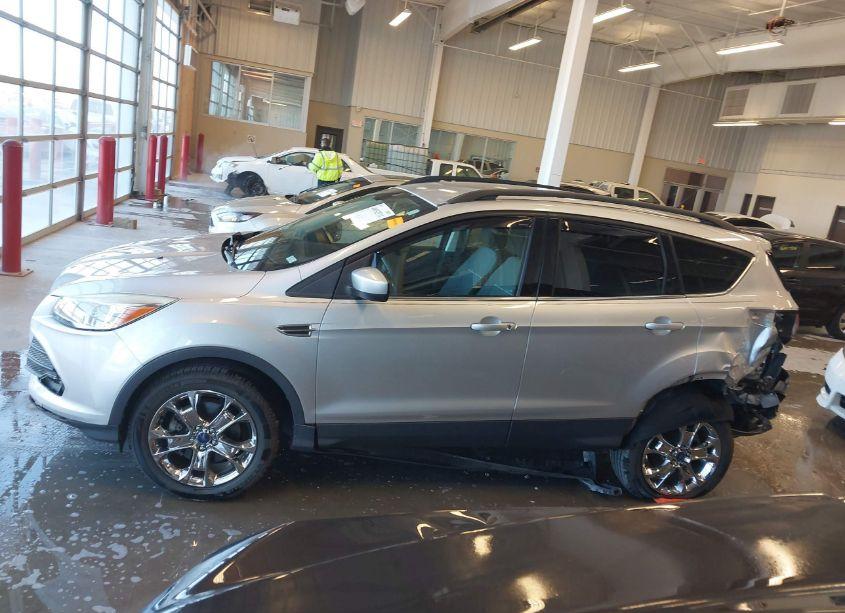 Photo 15 of 2015 Ford Escape SE (VIN 1FMCU9GX4FUA25165)