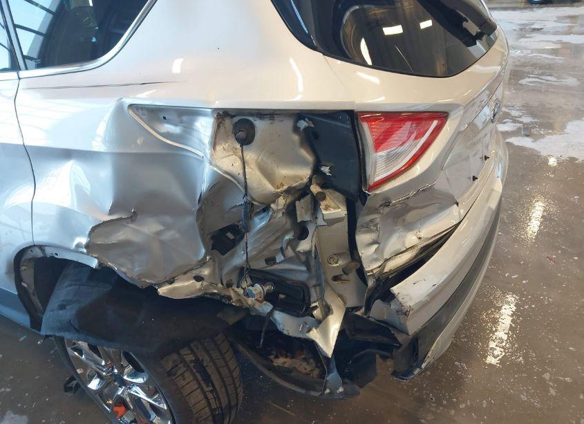 Photo 6 of 2015 Ford Escape SE (VIN 1FMCU9GX4FUA25165)