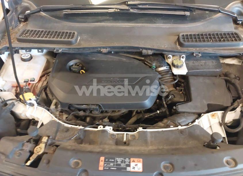 Photo 10 of 2015 Ford Escape SE (VIN 1FMCU9GX4FUA29247)