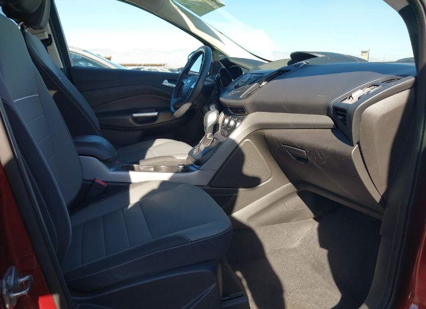 Photo 5 of 2015 Ford Escape SE (VIN 1FMCU9GX4FUA42810)