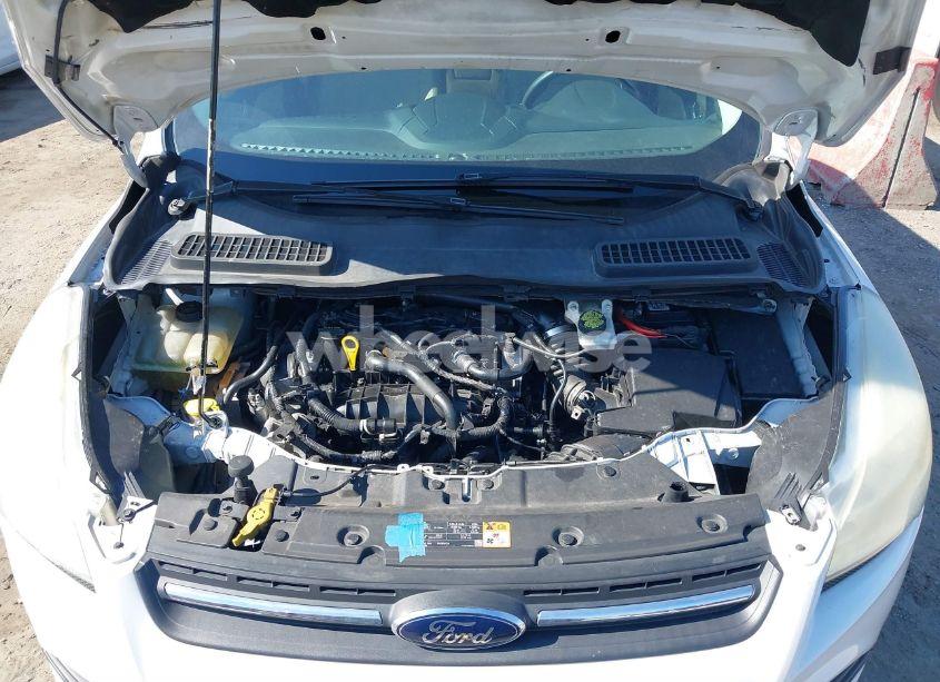 Photo 10 of 2015 Ford Escape SE (VIN 1FMCU9GX4FUA45853)