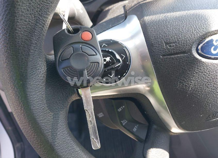 Photo 11 of 2015 Ford Escape SE (VIN 1FMCU9GX4FUA45853)