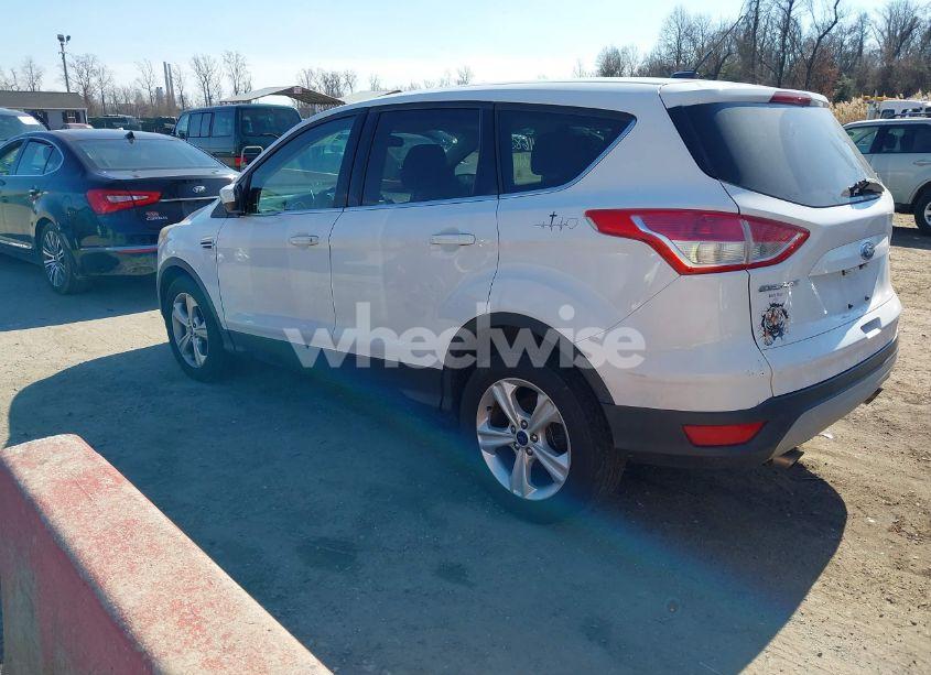 Photo 3 of 2015 Ford Escape SE (VIN 1FMCU9GX4FUA45853)