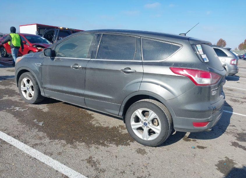 Photo 3 of 2015 Ford Escape SE (VIN 1FMCU9GX4FUB06327)