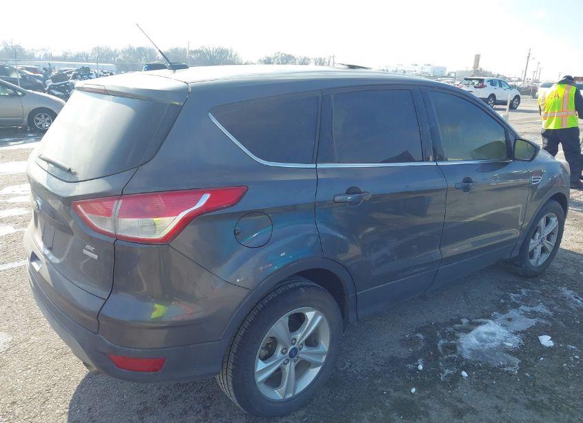 Photo 4 of 2015 Ford Escape SE (VIN 1FMCU9GX4FUB06327)