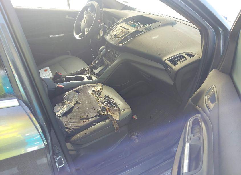 Photo 5 of 2015 Ford Escape SE (VIN 1FMCU9GX4FUB06327)