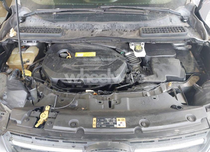 Photo 10 of 2015 Ford Escape SE (VIN 1FMCU9GX4FUB42213)