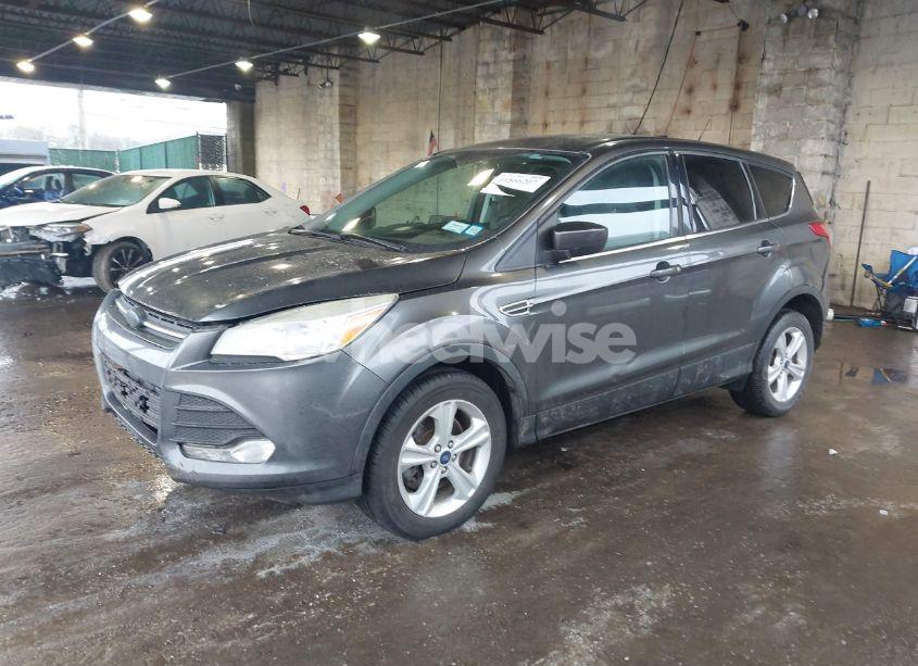 Photo 2 of 2015 Ford Escape SE (VIN 1FMCU9GX4FUB42213)