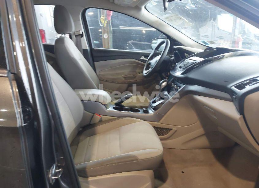 Photo 5 of 2015 Ford Escape SE (VIN 1FMCU9GX4FUB42213)