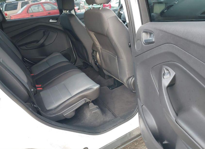 Photo 8 of 2015 Ford Escape SE (VIN 1FMCU9GX4FUC13135)