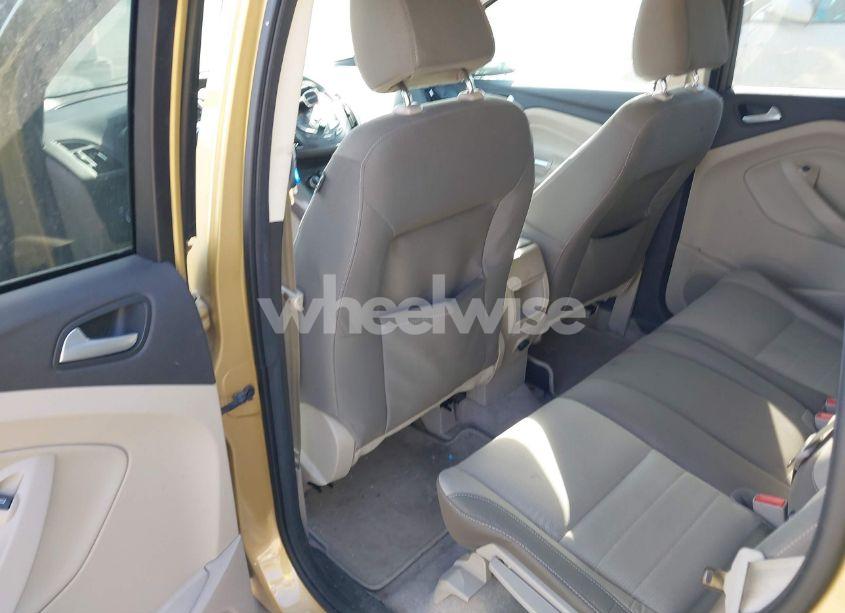 Photo 8 of 2015 Ford Escape SE (VIN 1FMCU9GX4FUC37628)