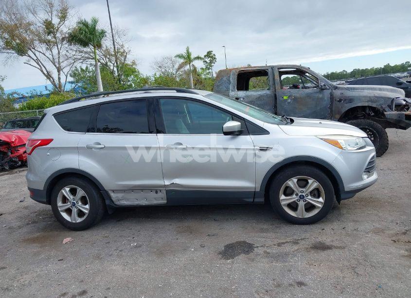 Photo 13 of 2015 Ford Escape SE (VIN 1FMCU9GX4FUC84903)