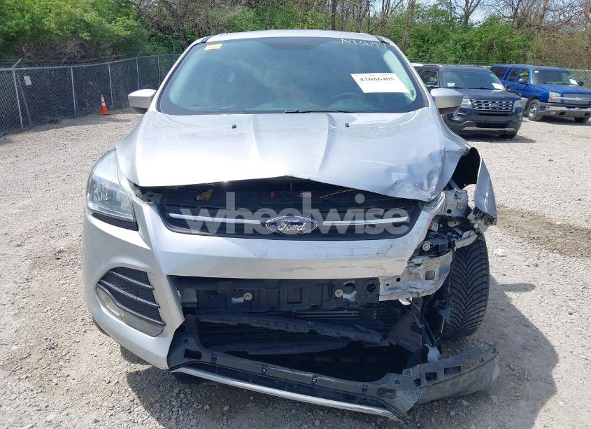 Photo 13 of 2016 Ford Escape SE (VIN 1FMCU9GX4GUA43649)