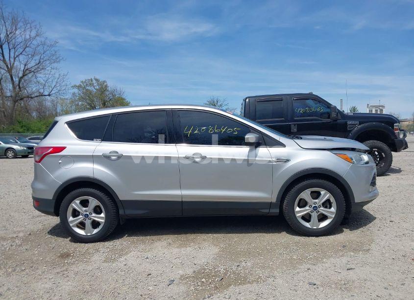 Photo 14 of 2016 Ford Escape SE (VIN 1FMCU9GX4GUA43649)