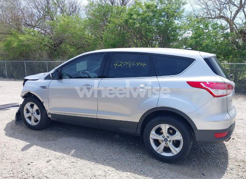 Photo 15 of 2016 Ford Escape SE (VIN 1FMCU9GX4GUA43649)