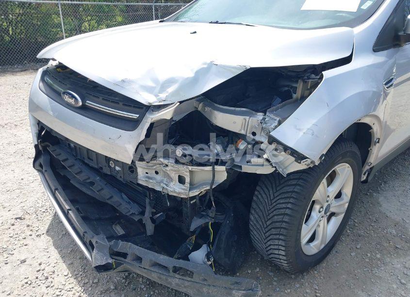 Photo 6 of 2016 Ford Escape SE (VIN 1FMCU9GX4GUA43649)