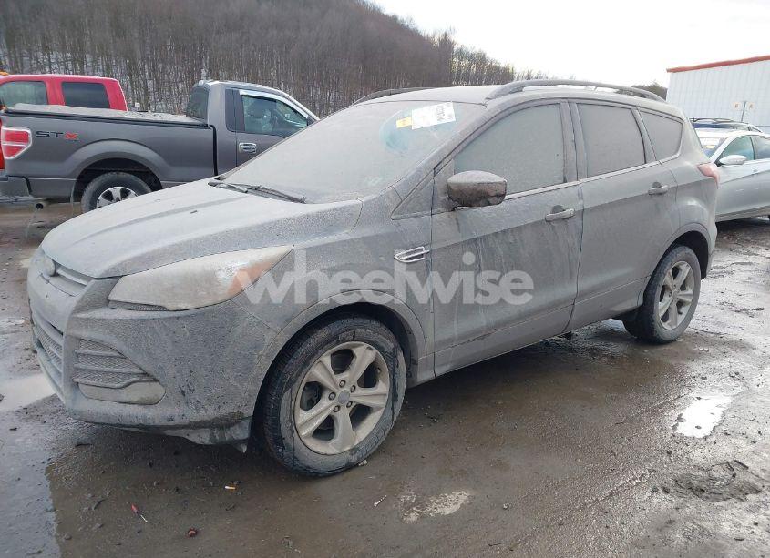 Photo 2 of 2016 Ford Escape SE (VIN 1FMCU9GX4GUA50052)