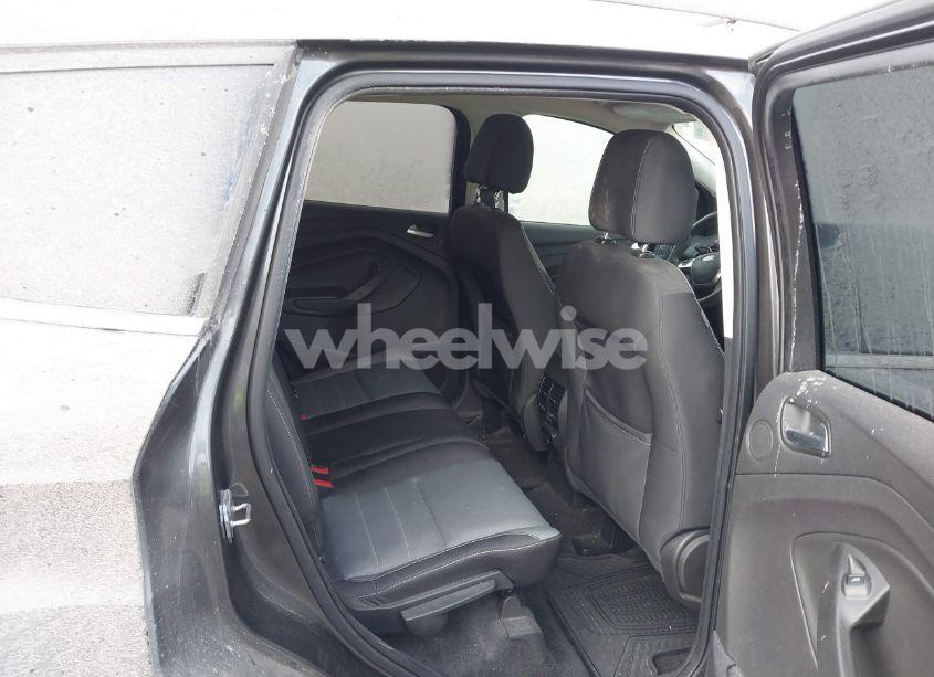 Photo 8 of 2016 Ford Escape SE (VIN 1FMCU9GX4GUA50052)