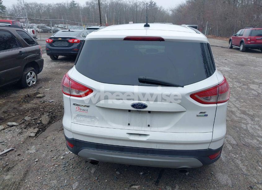 Photo 16 of 2016 Ford Escape SE (VIN 1FMCU9GX4GUA59155)