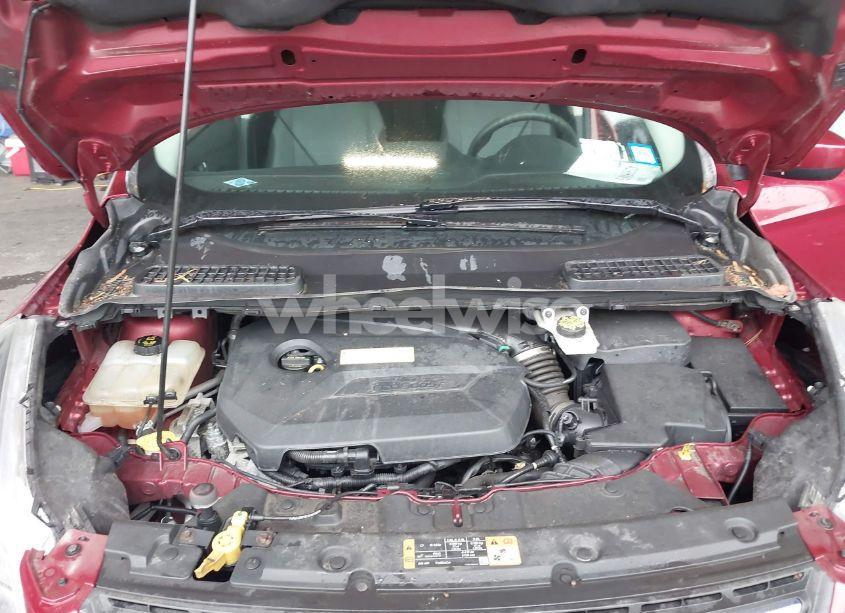 Photo 10 of 2016 Ford Escape SE (VIN 1FMCU9GX4GUB10282)