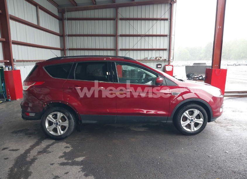 Photo 13 of 2016 Ford Escape SE (VIN 1FMCU9GX4GUB10282)