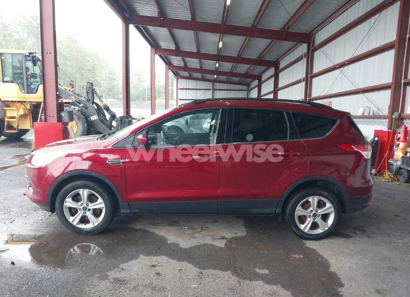 Photo 14 of 2016 Ford Escape SE (VIN 1FMCU9GX4GUB10282)