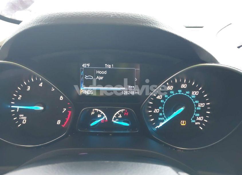 Photo 7 of 2016 Ford Escape SE (VIN 1FMCU9GX4GUB10282)