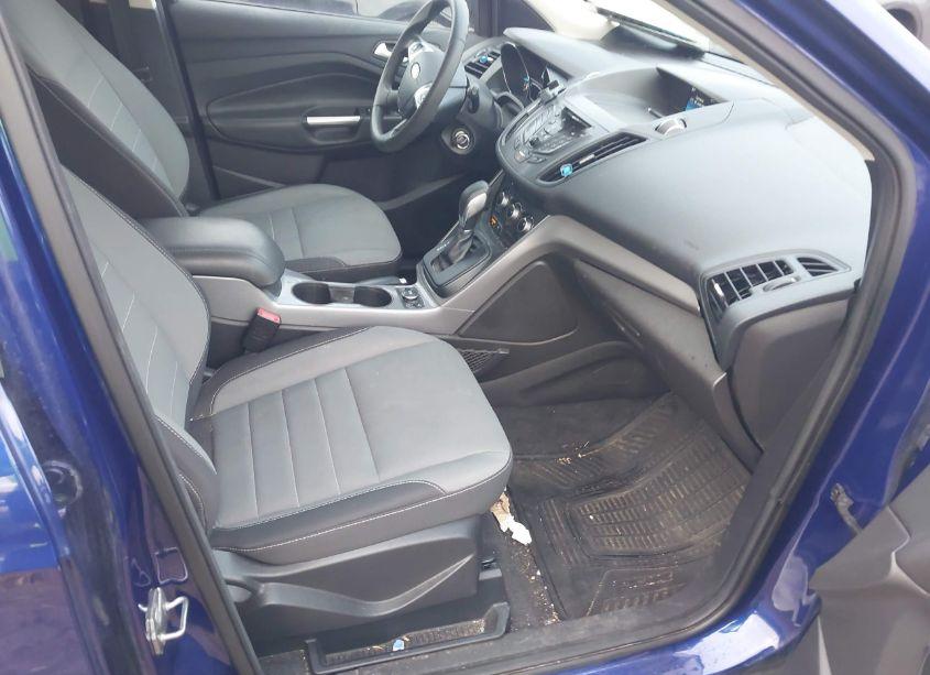 Photo 5 of 2016 Ford Escape SE (VIN 1FMCU9GX4GUB38194)