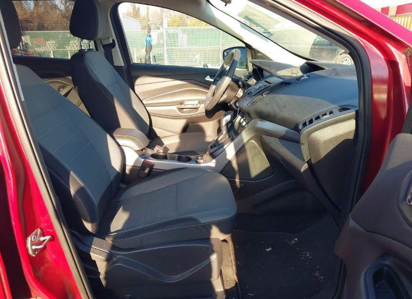 Photo 5 of 2016 Ford Escape SE (VIN 1FMCU9GX4GUB51558)