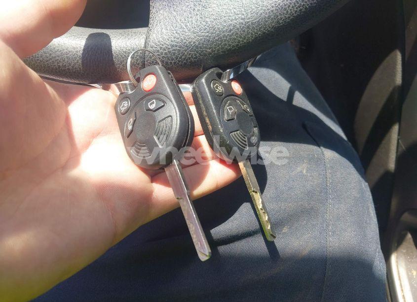 Photo 11 of 2016 Ford Escape SE (VIN 1FMCU9GX4GUC01617)