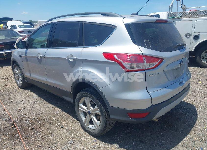 Photo 3 of 2016 Ford Escape SE (VIN 1FMCU9GX4GUC01617)