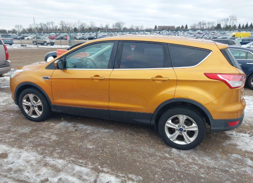 Photo 14 of 2016 Ford Escape SE (VIN 1FMCU9GX4GUC12701)