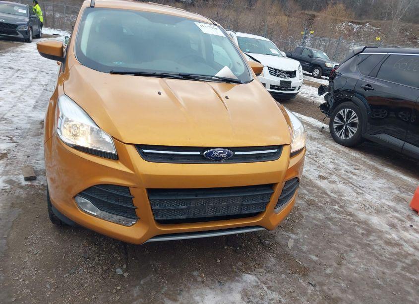 Photo 6 of 2016 Ford Escape SE (VIN 1FMCU9GX4GUC12701)